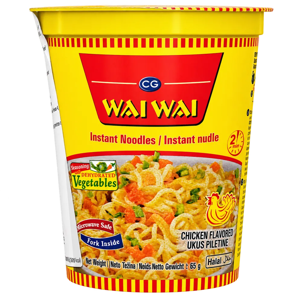 Makaron instant kurczakowy Instant Noodles Chicken Flavored Wai Wai 65g