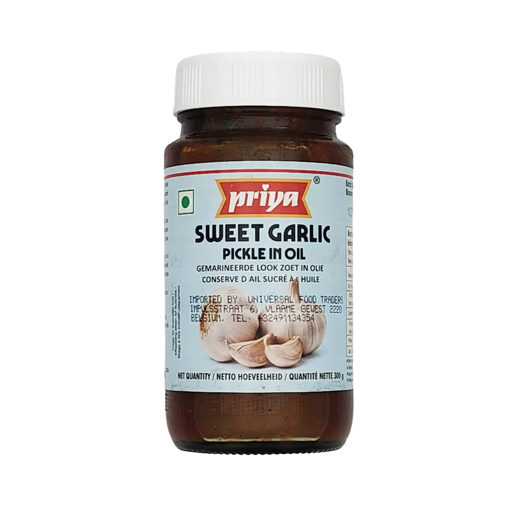 Sweet Garlic Pickle In Oil Priya 300g